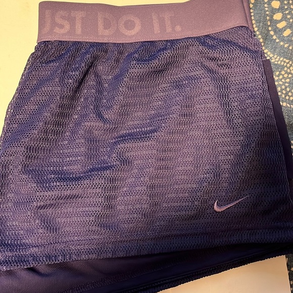 Nike Pants - Women’s dri fit Nike Short Sz Xl Purple